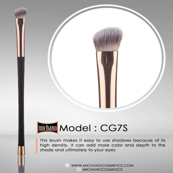 براش سایه چشم زاویه‌دار میچانو مدل angled eyeshadow brush کد CG7S